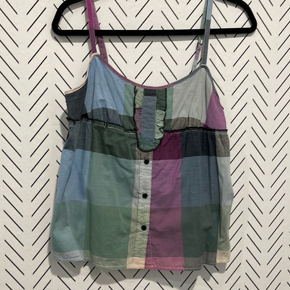 Volcom Top. Size M